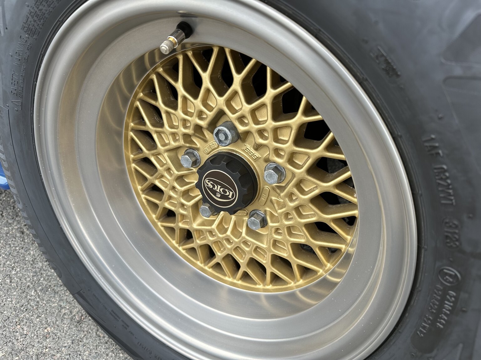 Aussenfoto 1987 Lotus Esprit Turbo HCi (41)