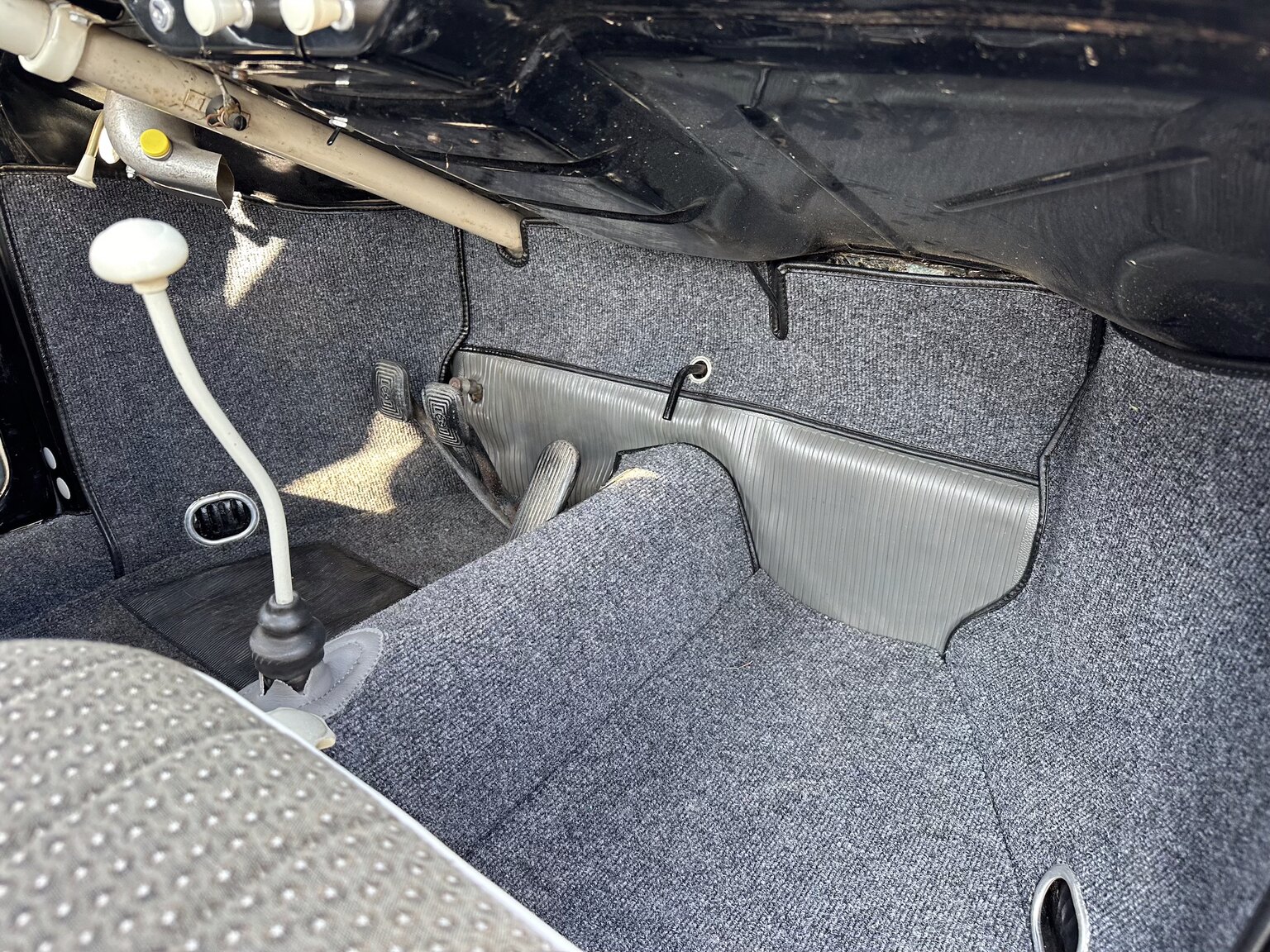 Innenraumfoto von 1958 Volkswagen 1200 Beetle