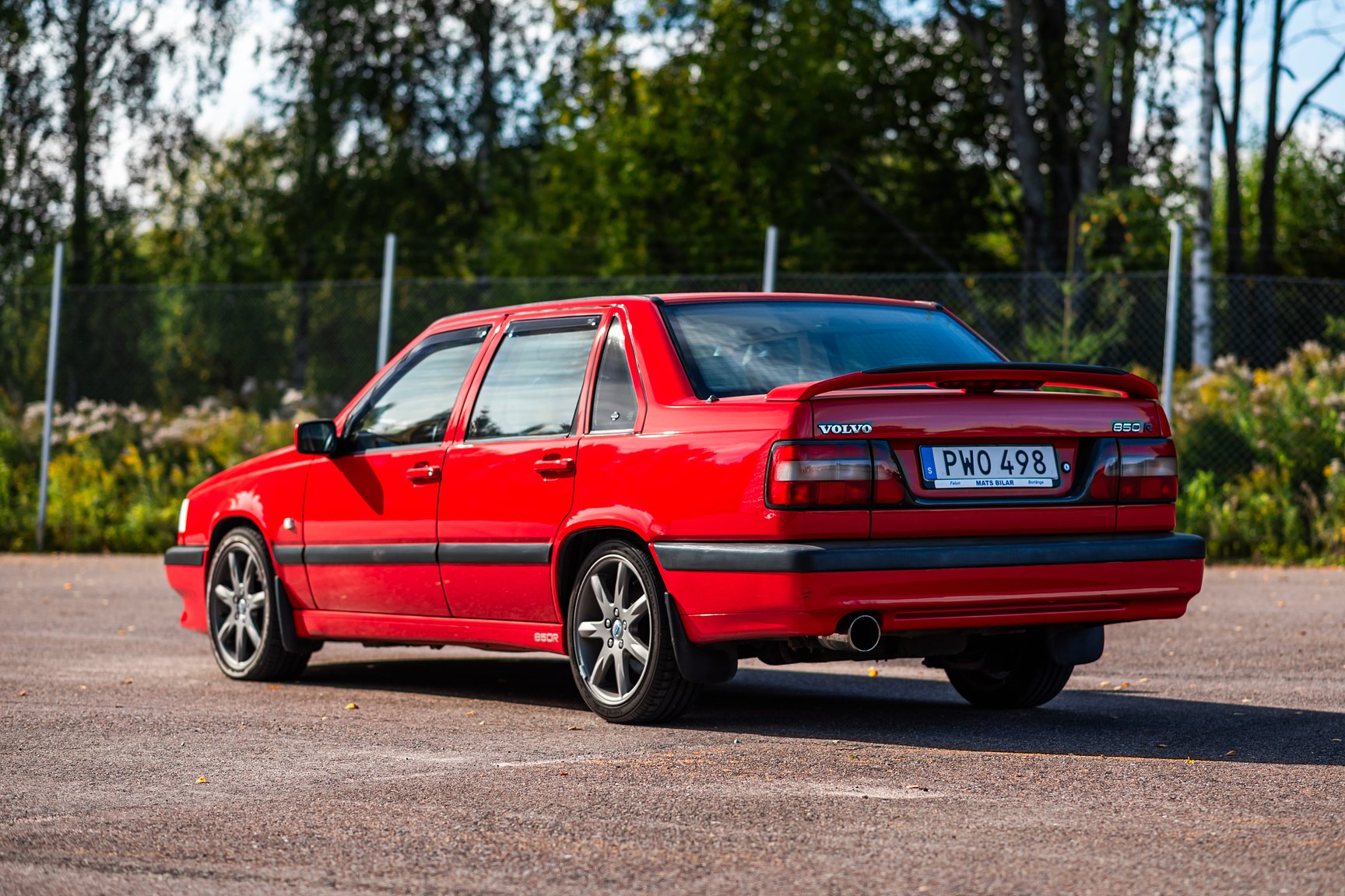Exterior image of 1996 Volvo 850 R