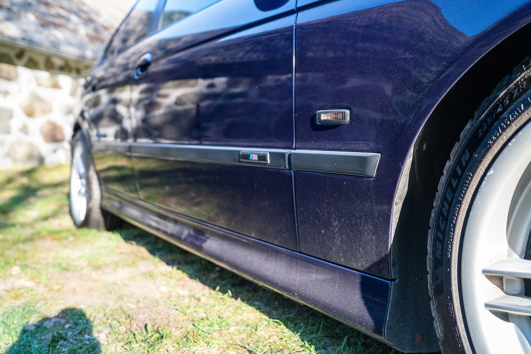 Exteriörbild på 1996 BMW 540iA (31)