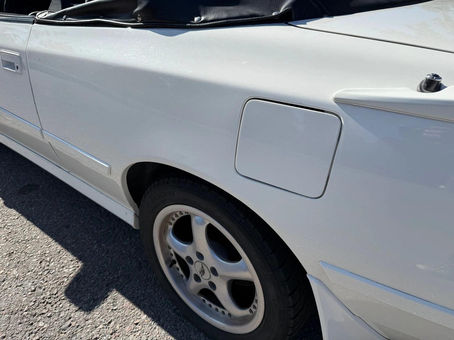 Exterior image of 1988 Toyota Celica Cabriolet (56)