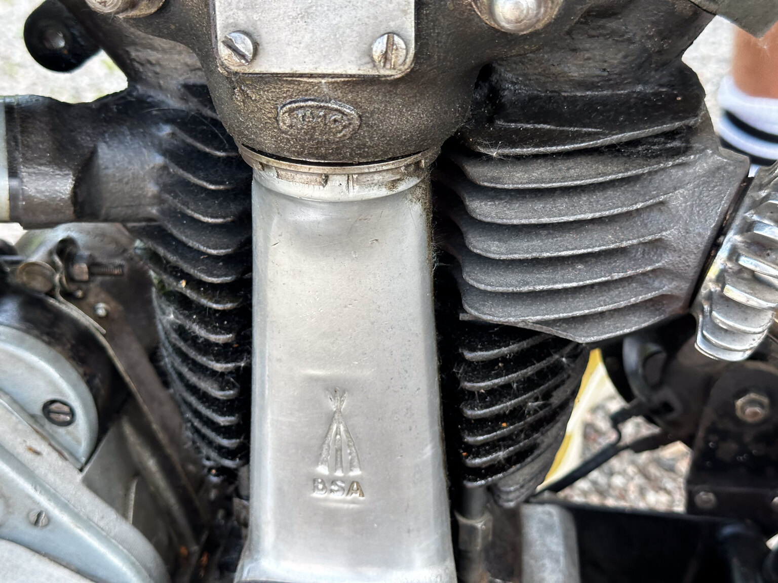 Image of 1943 BSA 500 mechanics