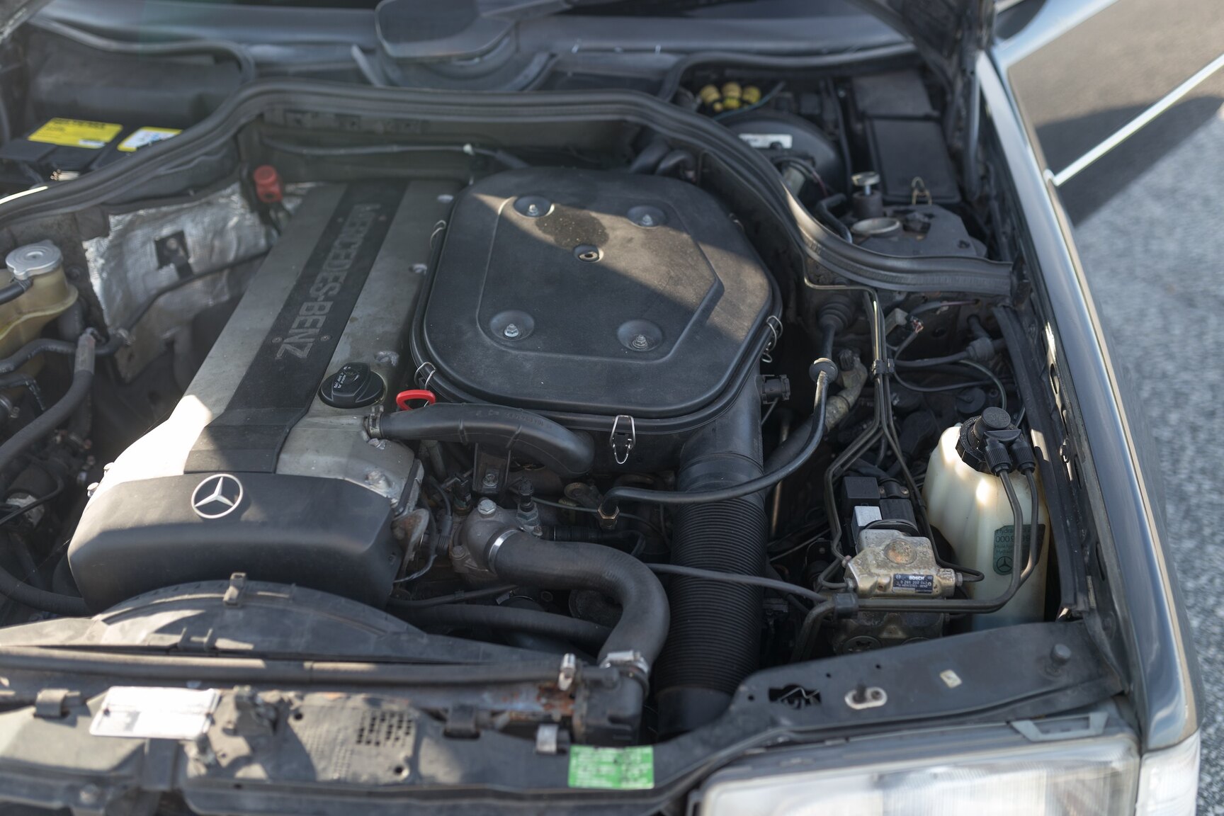 Image of 1993 Mercedes-Benz 300 CE-24 Cabriolet mechanics