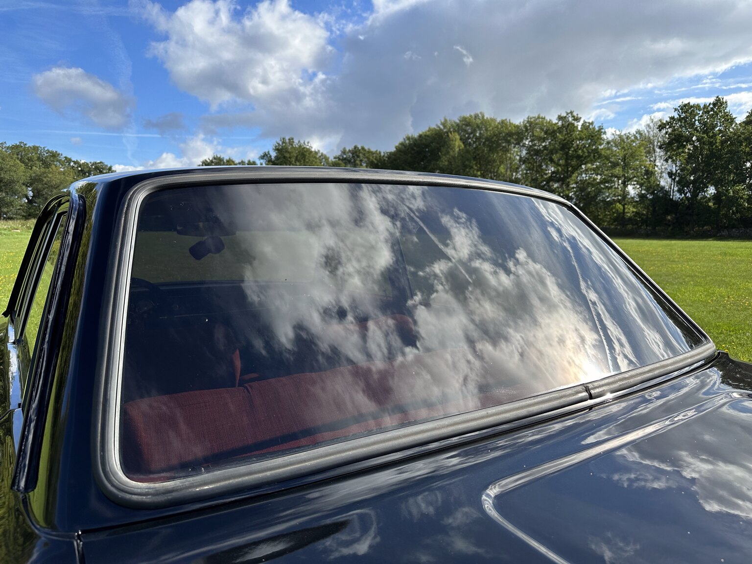 Aussenfoto 1969 Volvo 144 custom