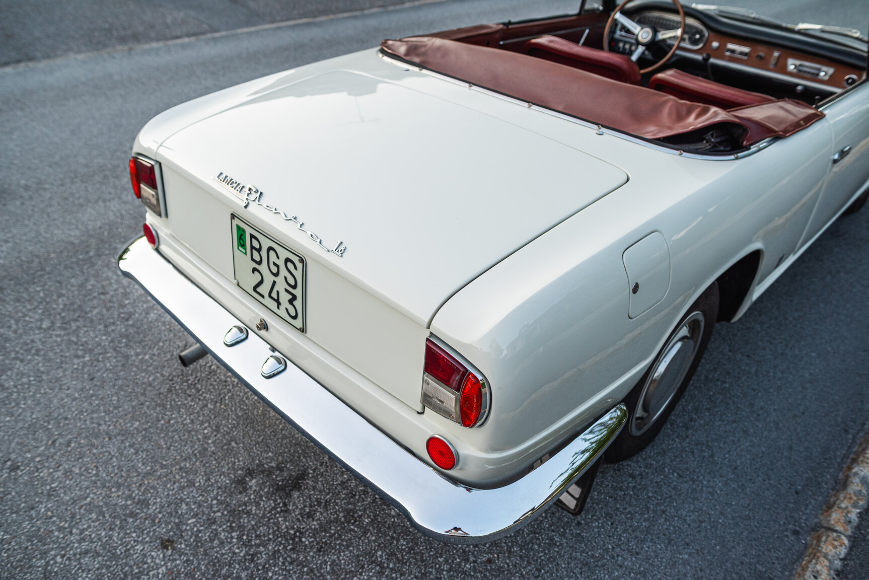 Exterior image of 1964 Lancia Flavia Vignale  