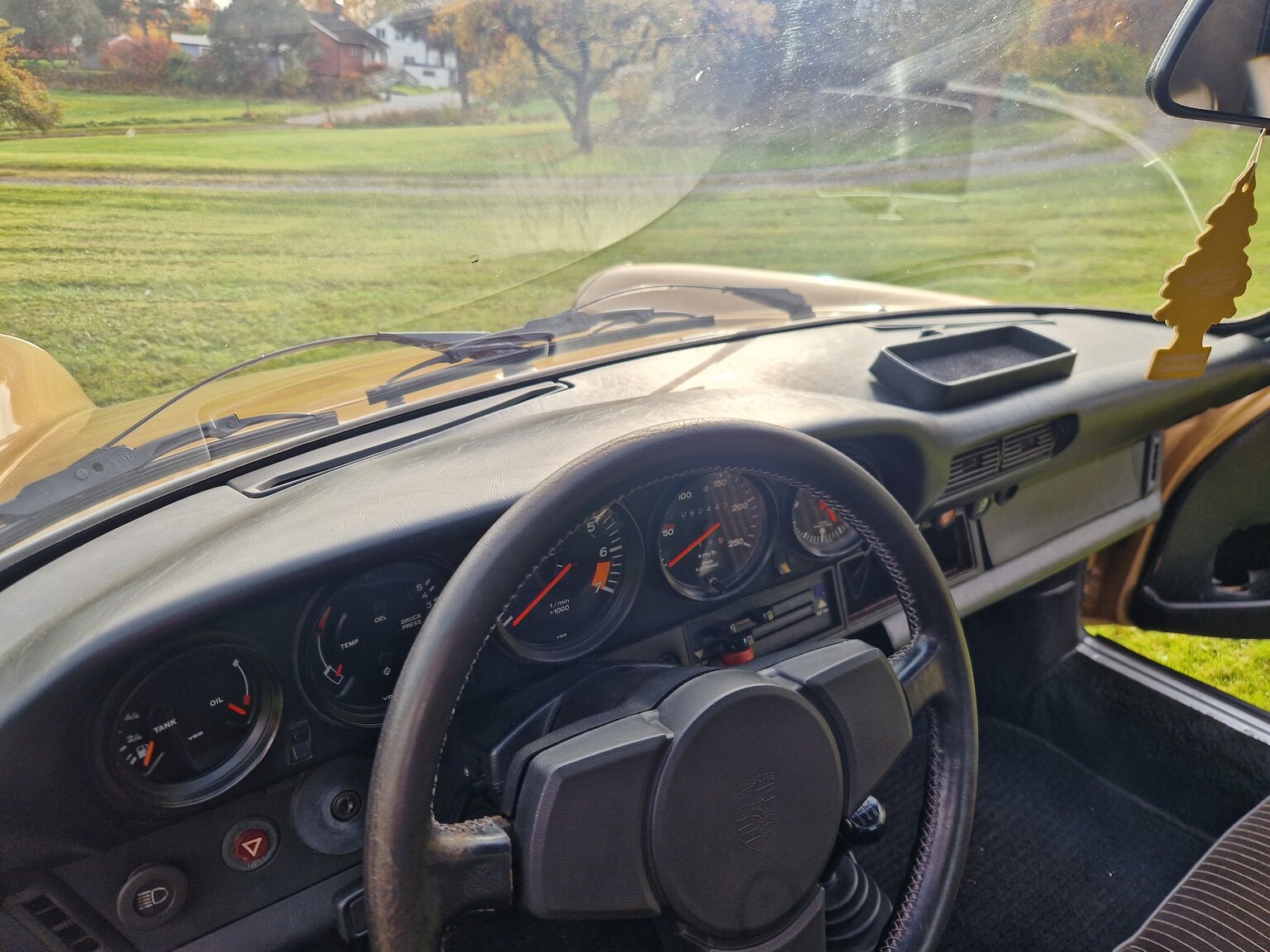 Innenraumfoto von 1979 Porsche 911 SC Targa