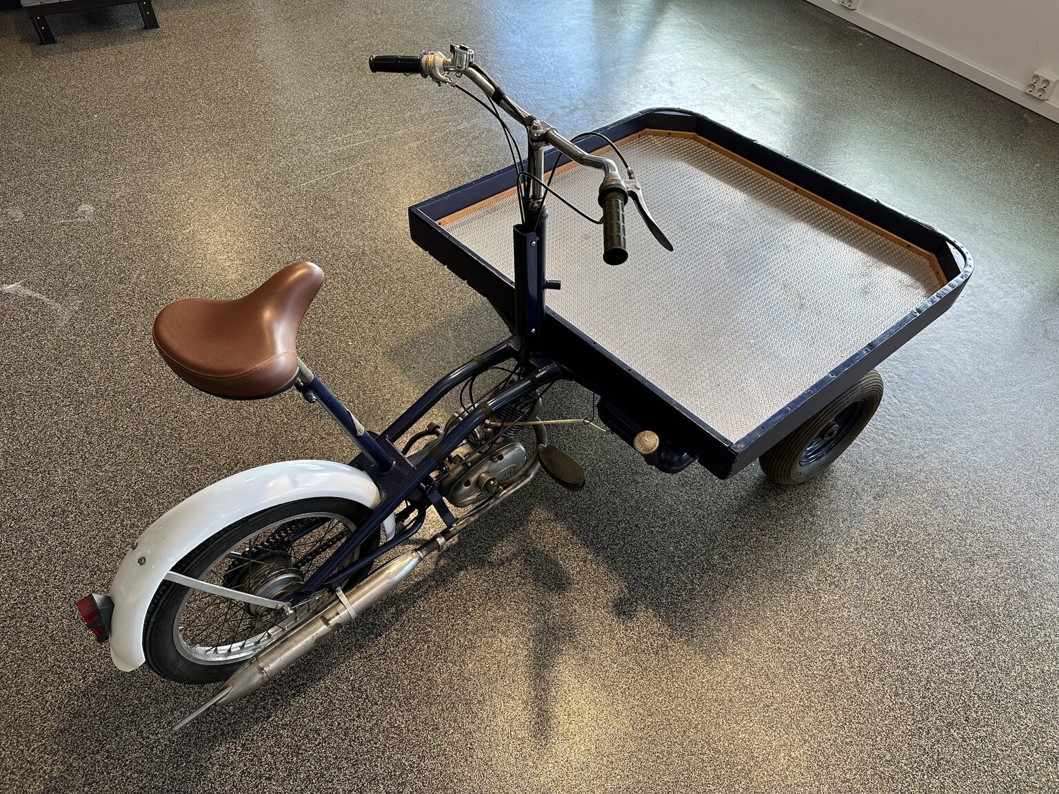 Exterior image of 1959 Monark Flakmoped