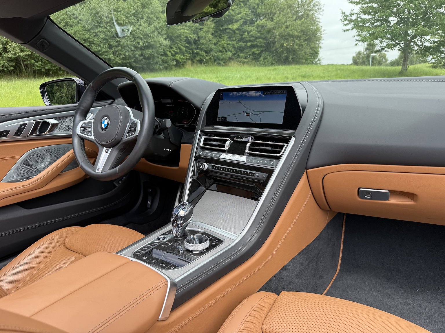 Interior image of 2019 BMW M850i xDrive Convertible Steptronic