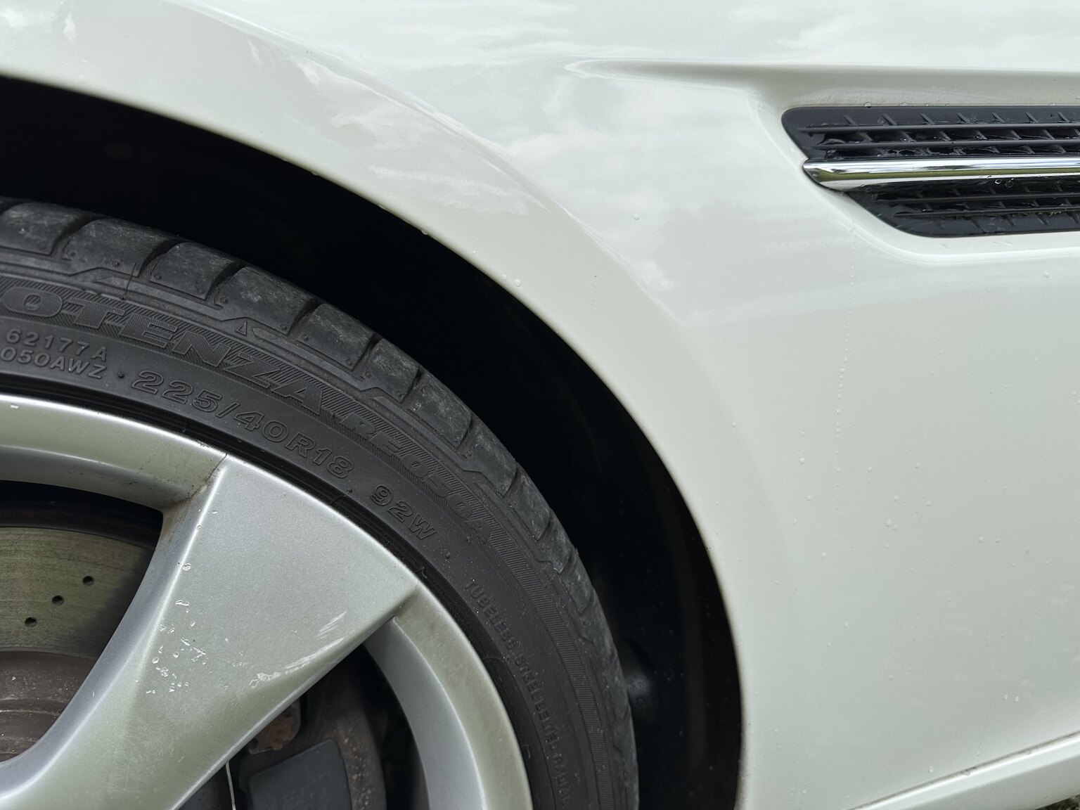 Exterior image of 2012 Mercedes-Benz SLK 350