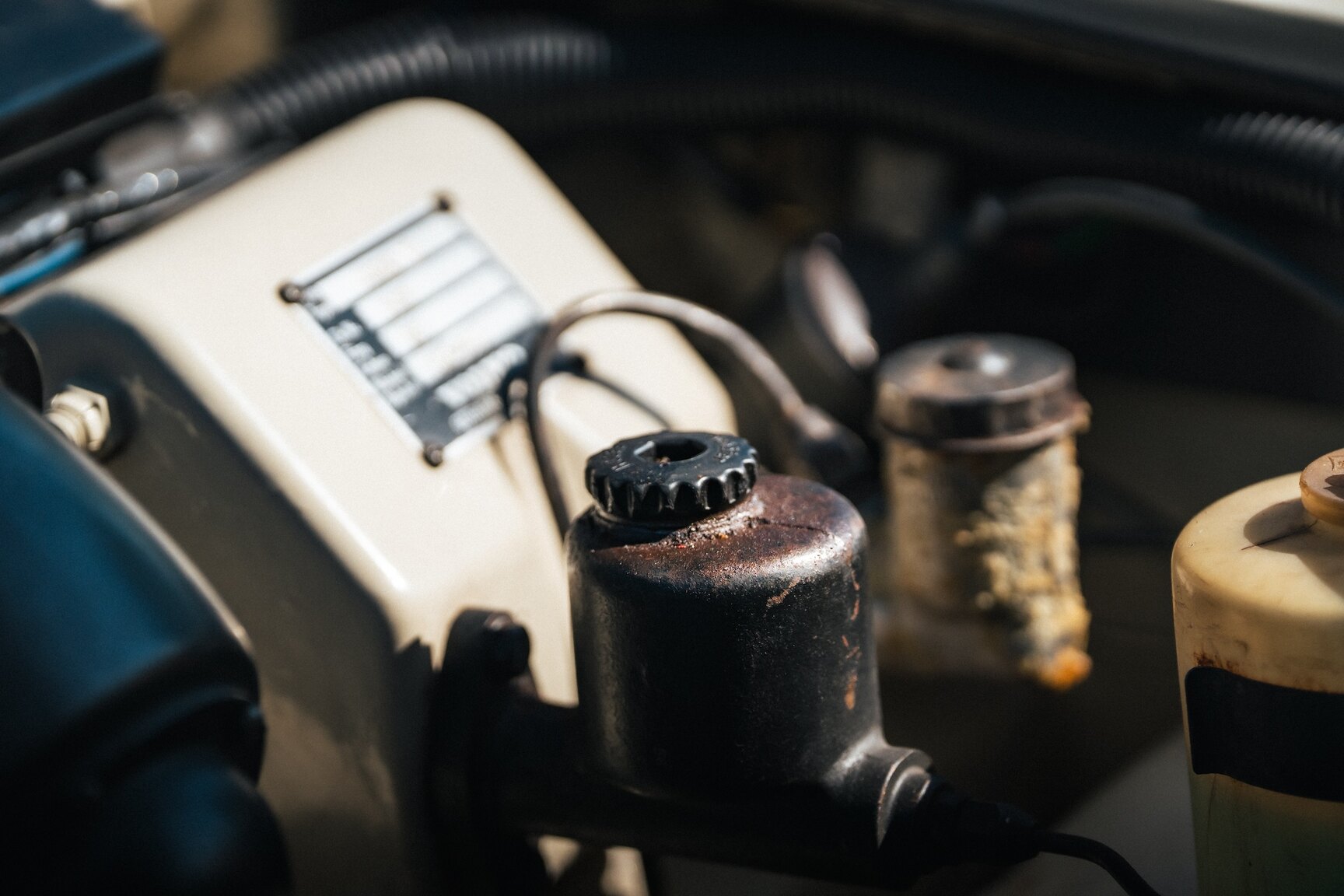 Image of 1963 Volvo 1800 S mechanics (15)