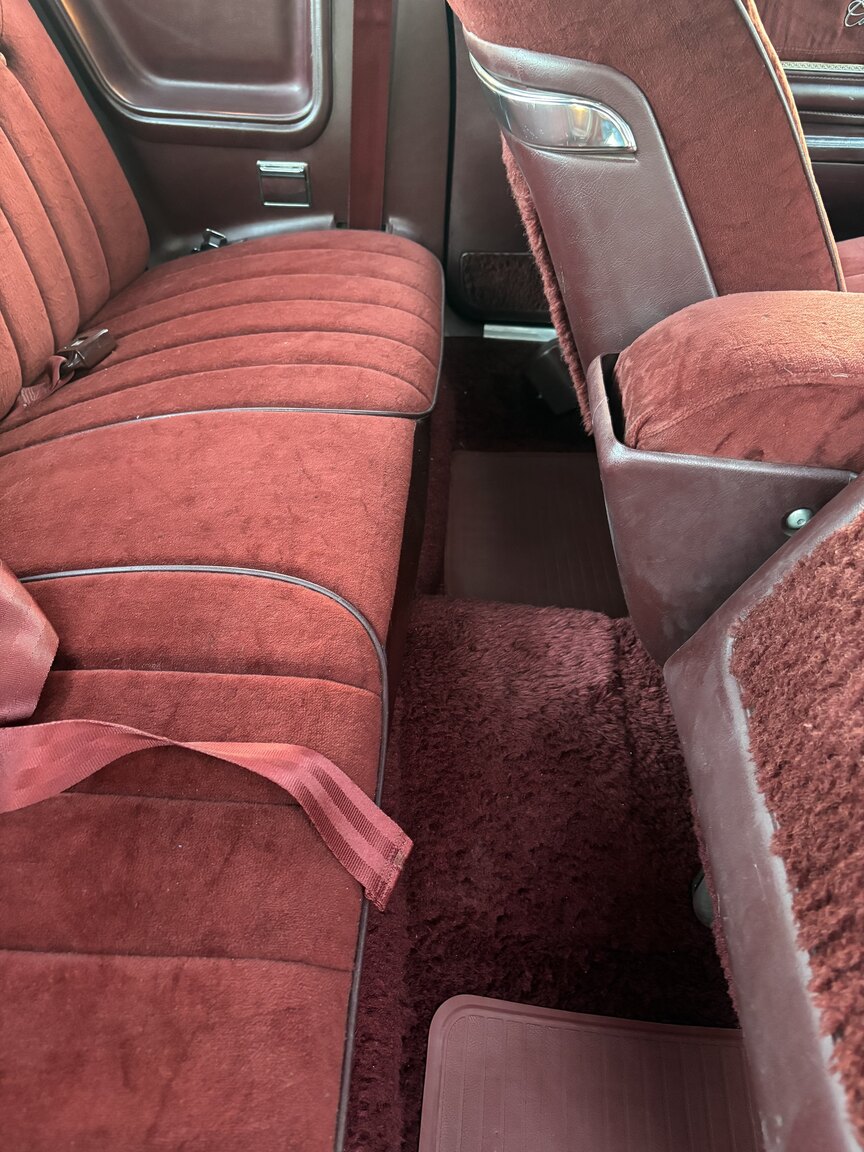 Innenraumfoto von 1976 Chrysler Cordoba