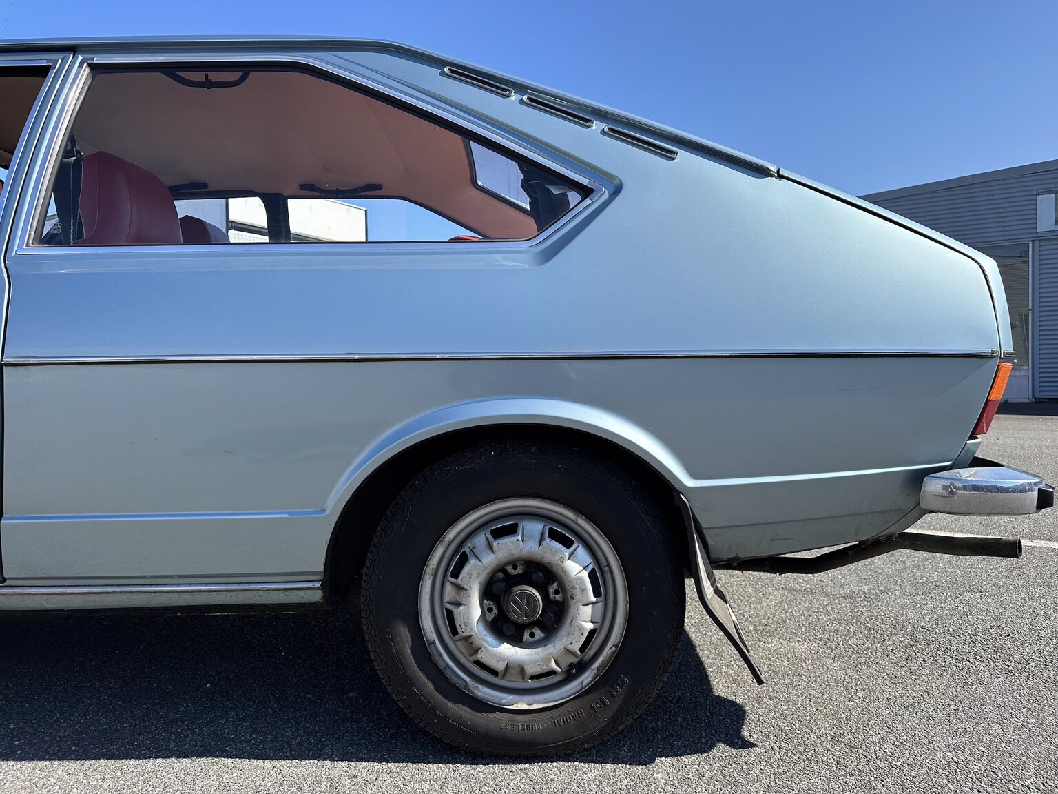 Exteriörbild på 1974 Volkswagen Passat Two Door