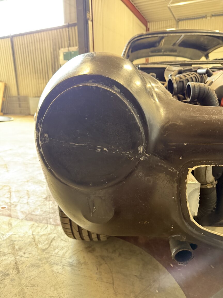 Exterior image of 2000 Mercedes-Benz SLK 230 "Gullwing" (9)