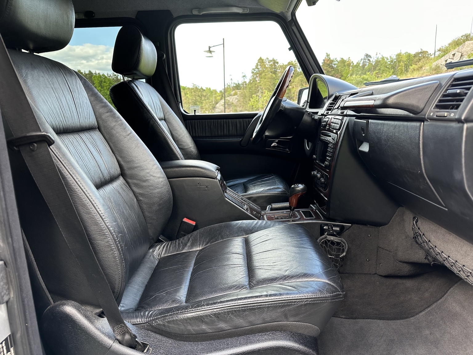Innenraumfoto von 2002 Mercedes-Benz G 500 (40)