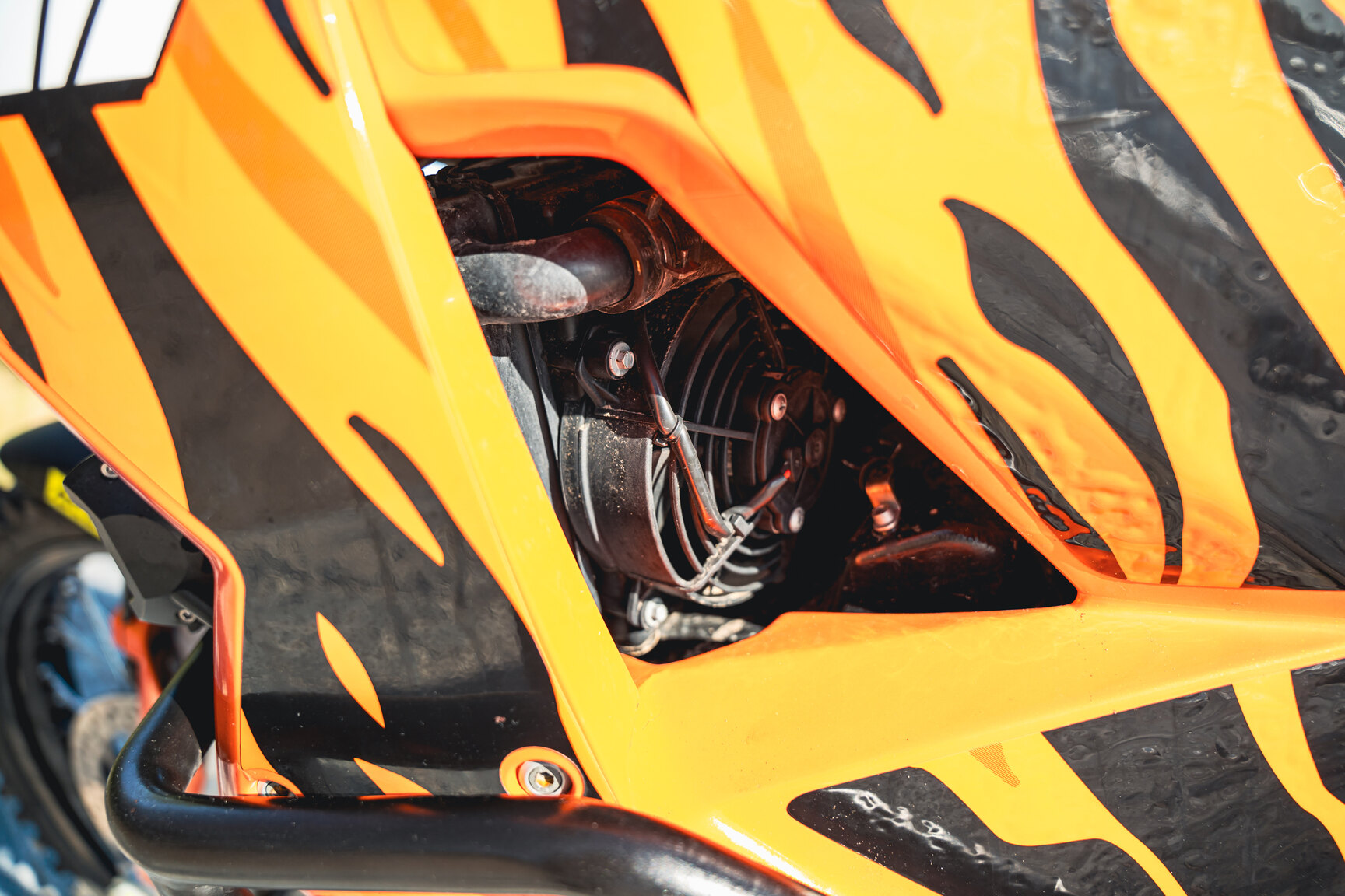 Image of 2003 KTM 950 Adventure S (9) mechanics