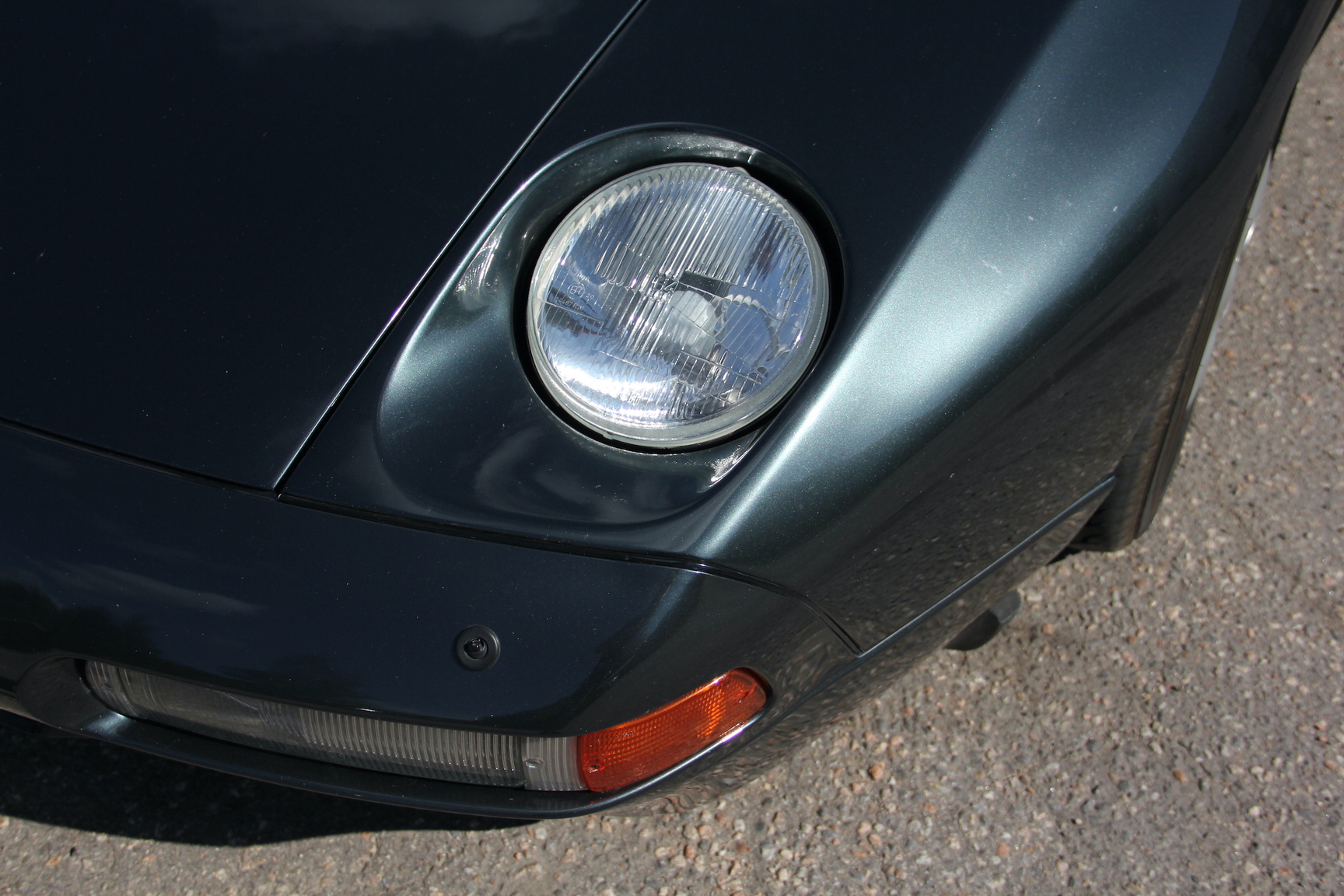 Exterior image of 1994 Porsche 928 GTS