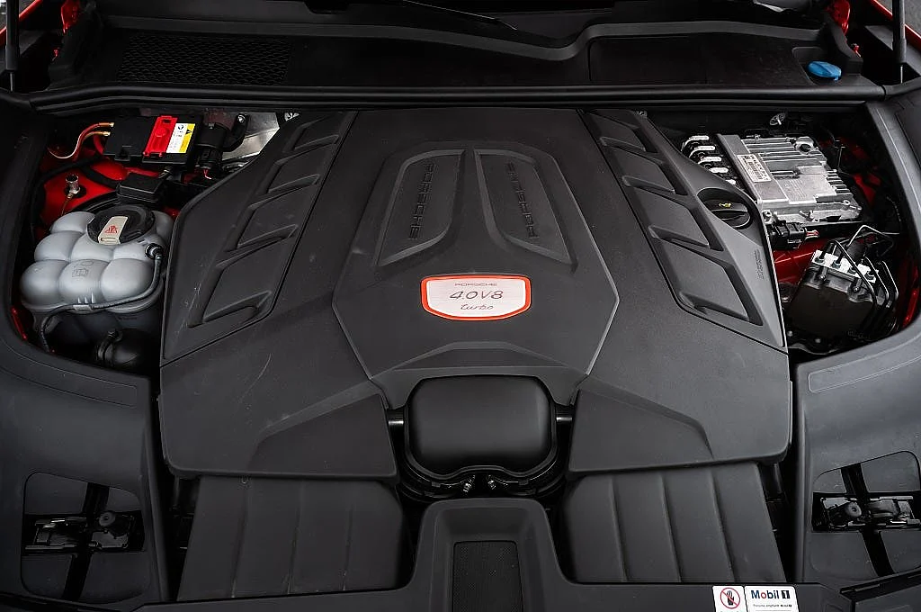 Bild von 2020 Porsche Cayenne (32)