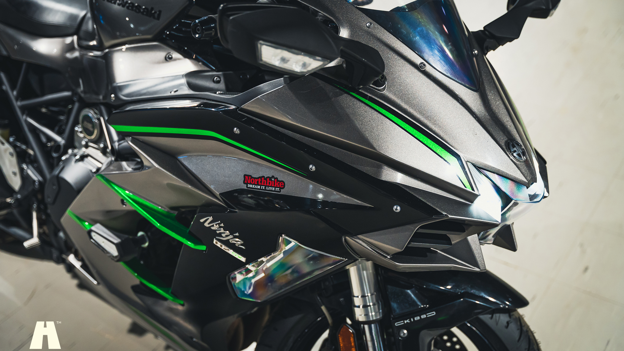 Aussenfoto 2019 Kawasaki Ninja H2 SX