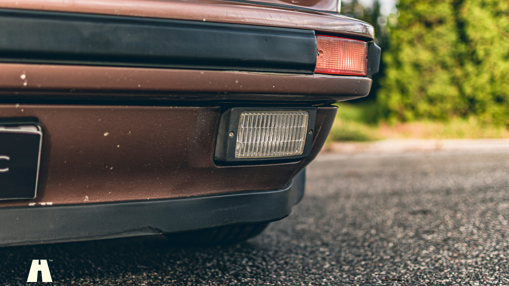 Exteriörbild på 1989 Porsche 911 Carrera 3.2 Targa (23)