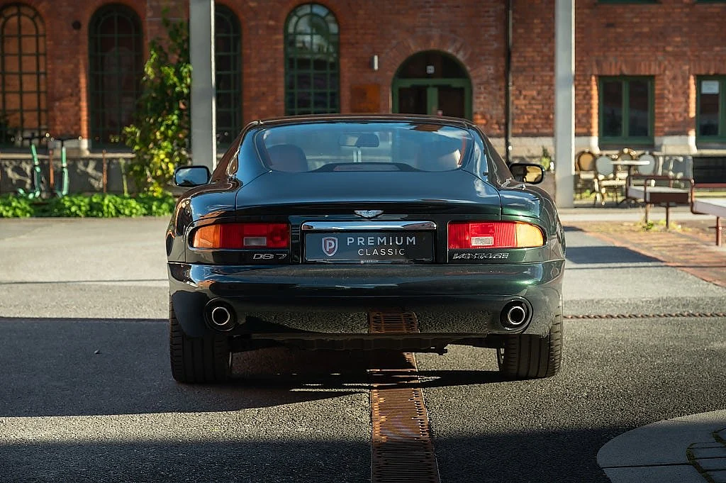 Bild von 2003 Aston Martin DB7 (10)