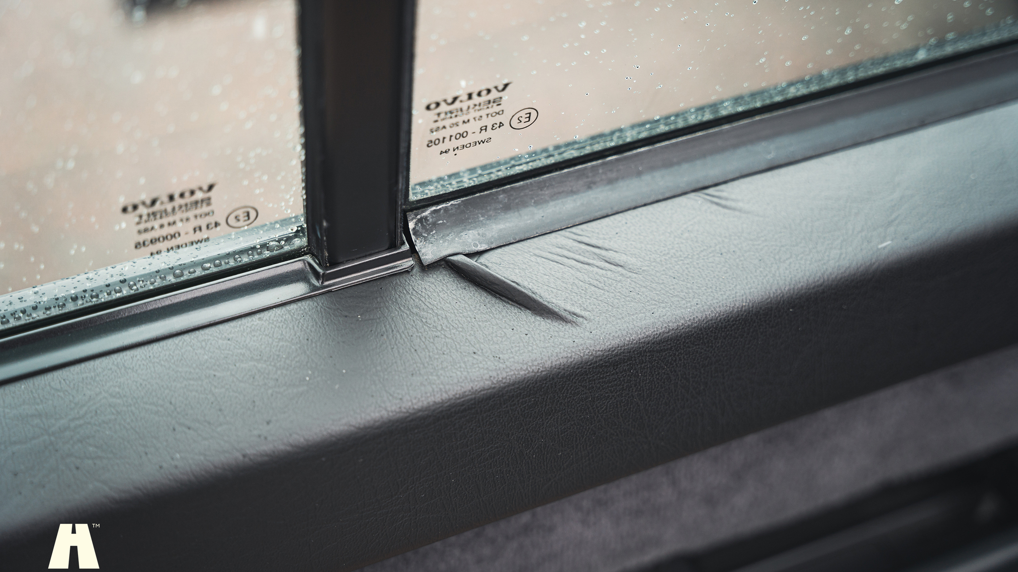 Interior image of 1995 Volvo 940 SE