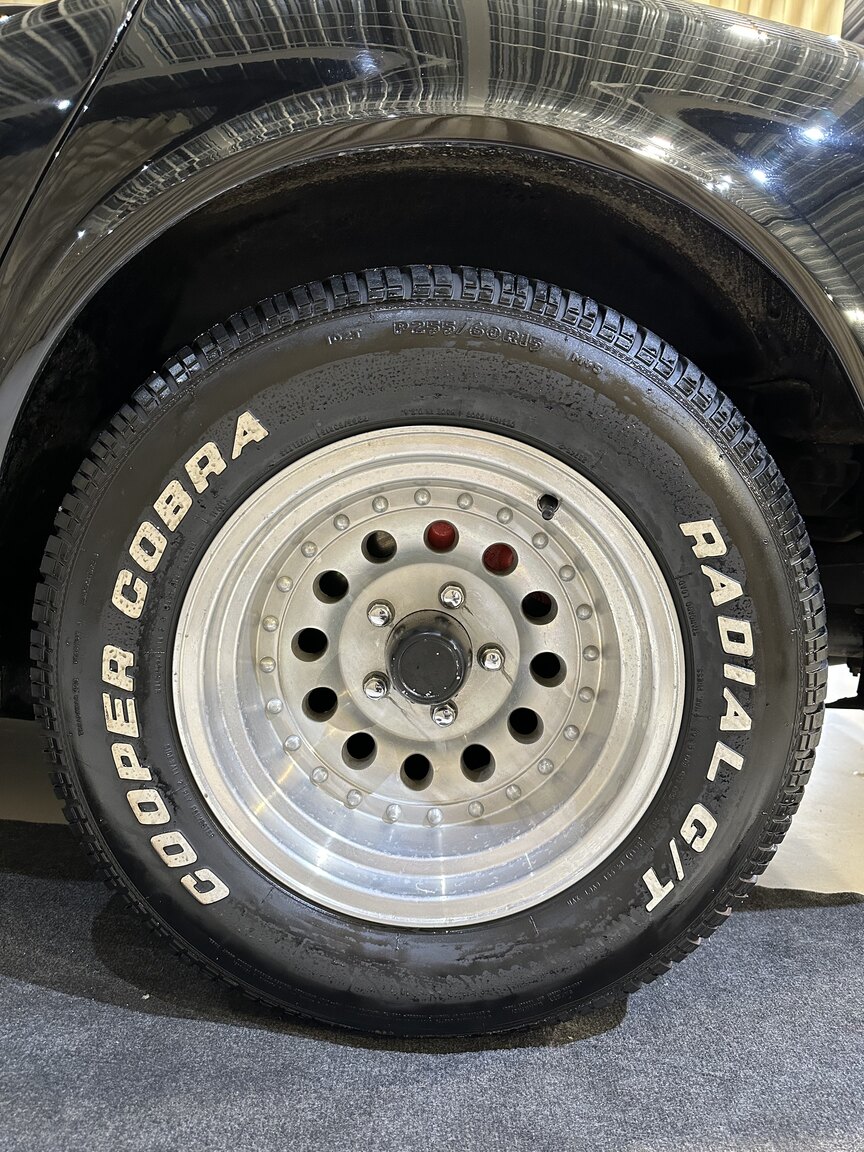 Aussenfoto 1975 Chevrolet Corvette Stingray 