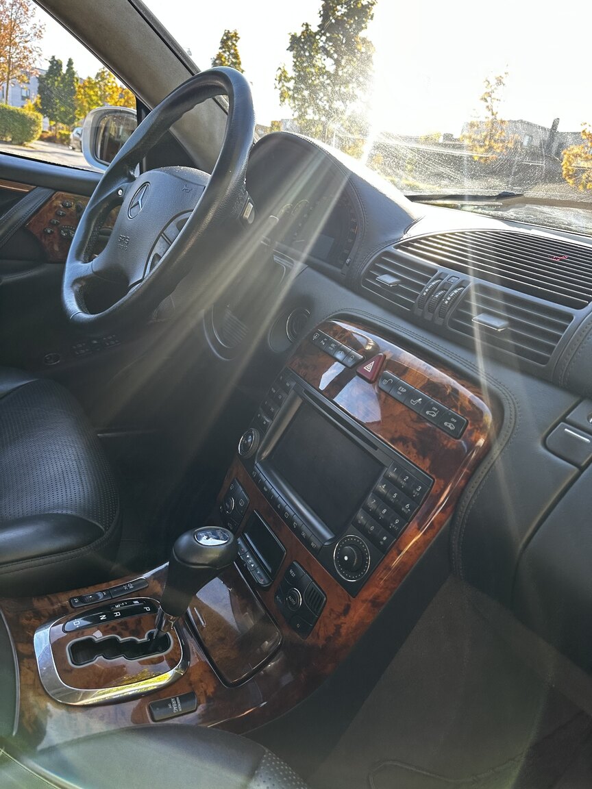 Innenraumfoto von 2004 Mercedes-Benz CL 55 AMG