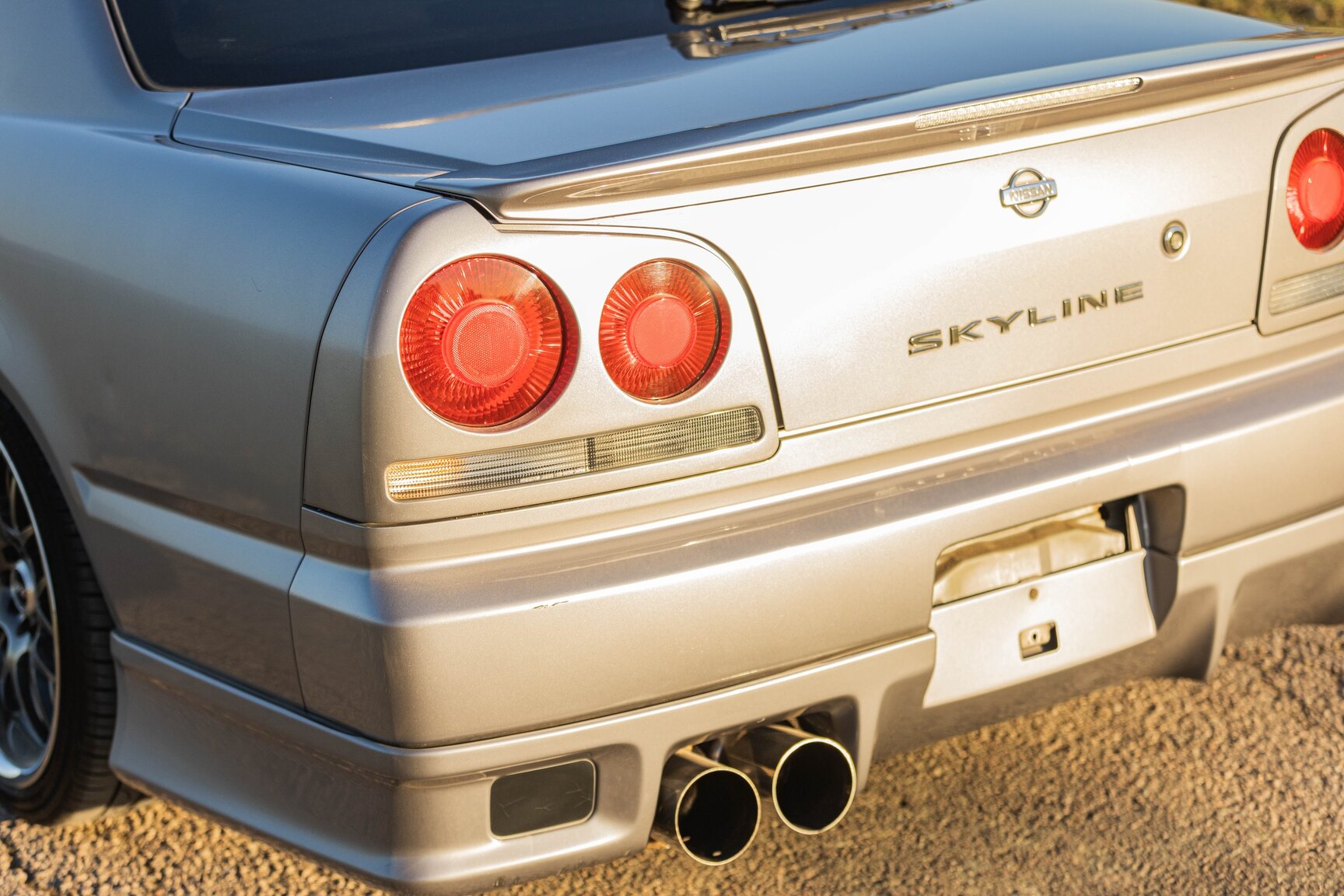 Exterior image of 2000 Nissan Skyline R34 GT 2.5