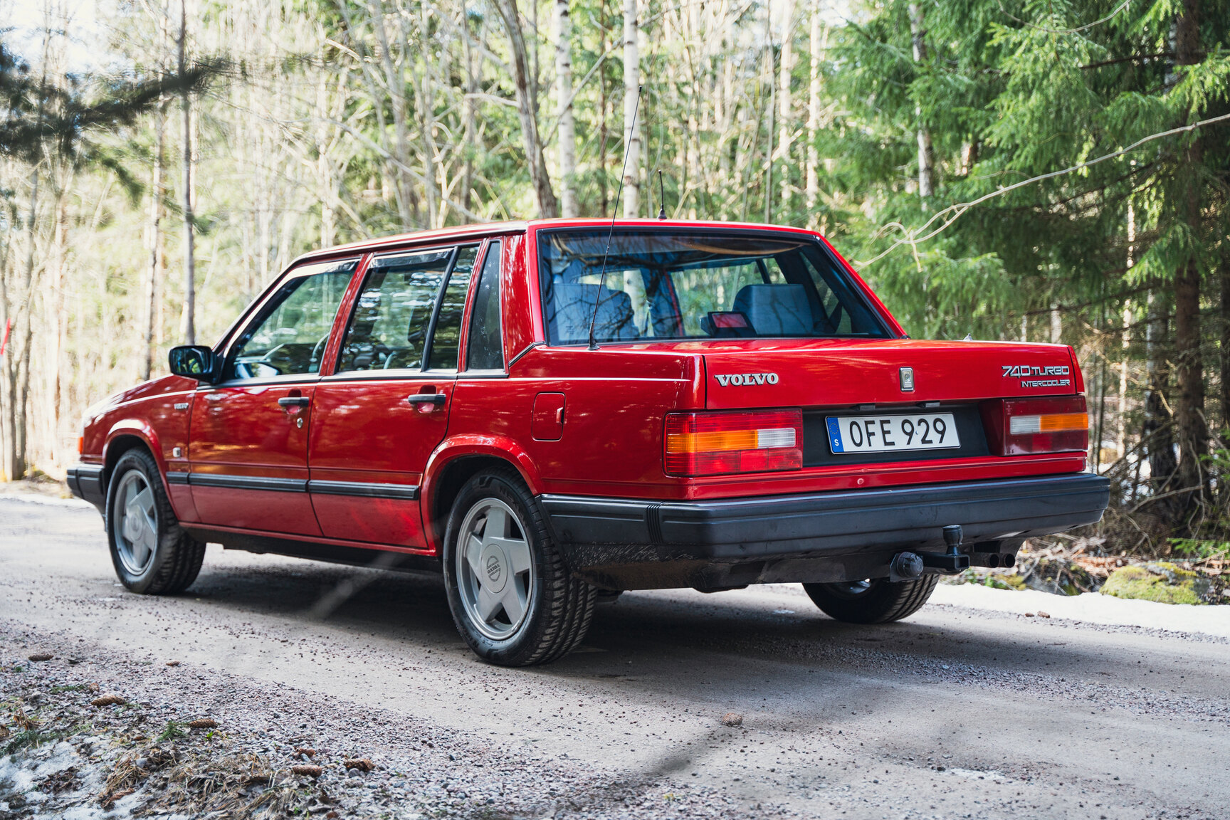Exterior image of 1990 VOLVO 740 Turbo (4)