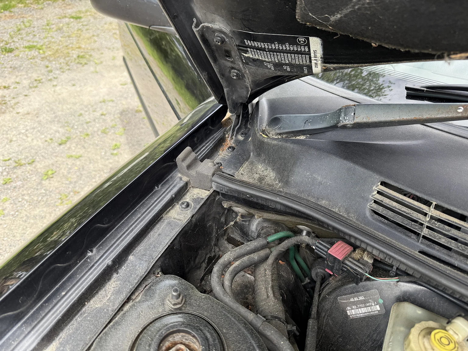 Image of 2002 Saab 9-3 2.0T SE Convertible – NO RESERVE (14) mechanics