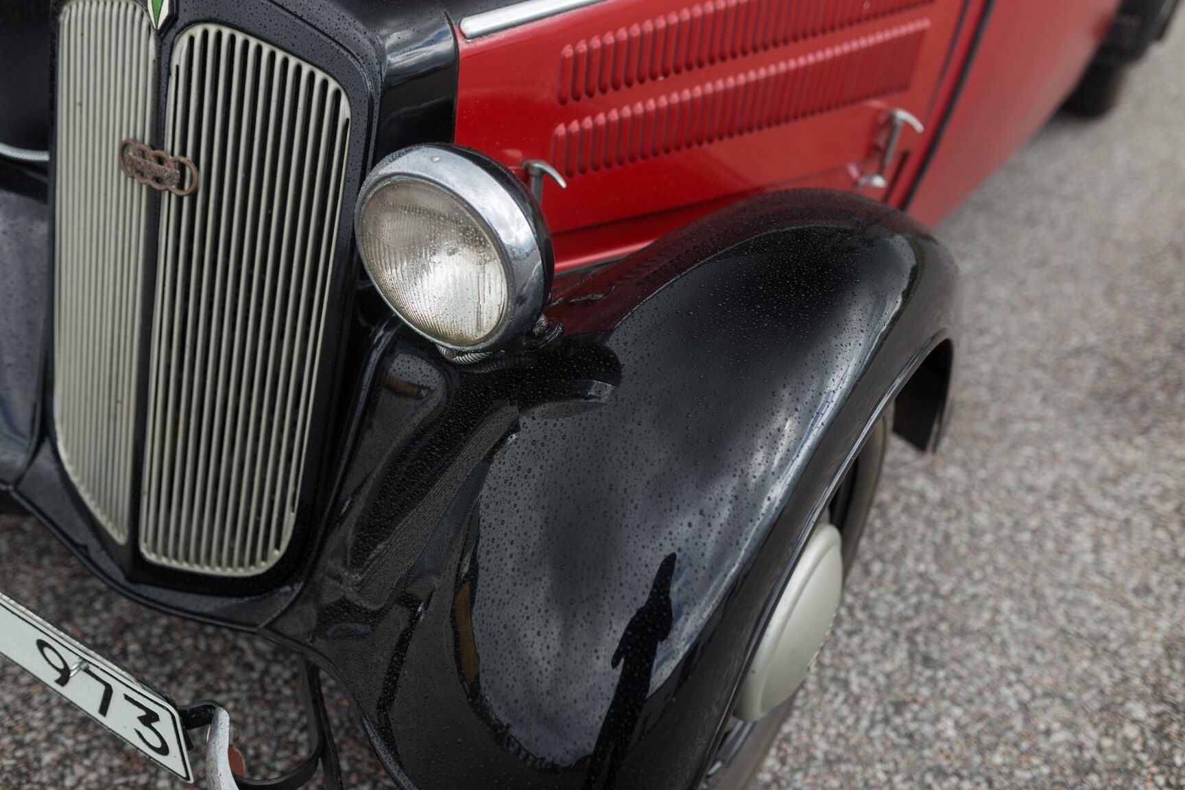 Exteriörbild på 1939 DKW Favorit Sedan