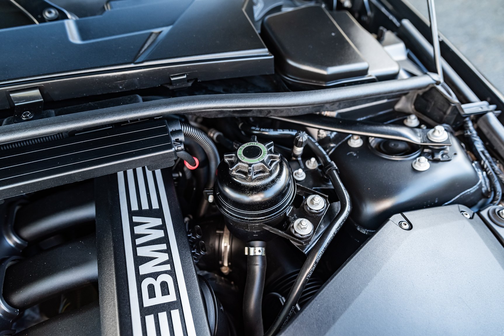 Image of 2009 BMW 325Xi mechanics