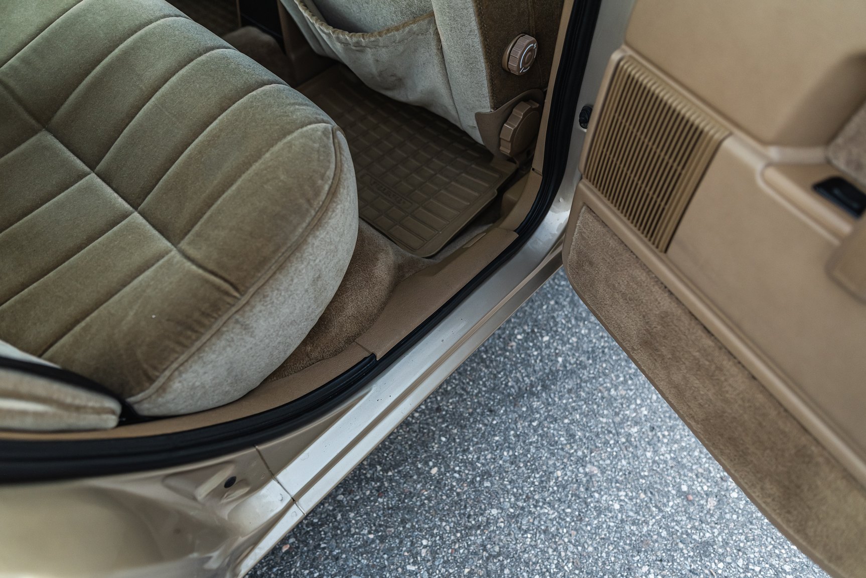 Interior image of 1986 Volvo 760 GLE 2.8 V6 Automatisk