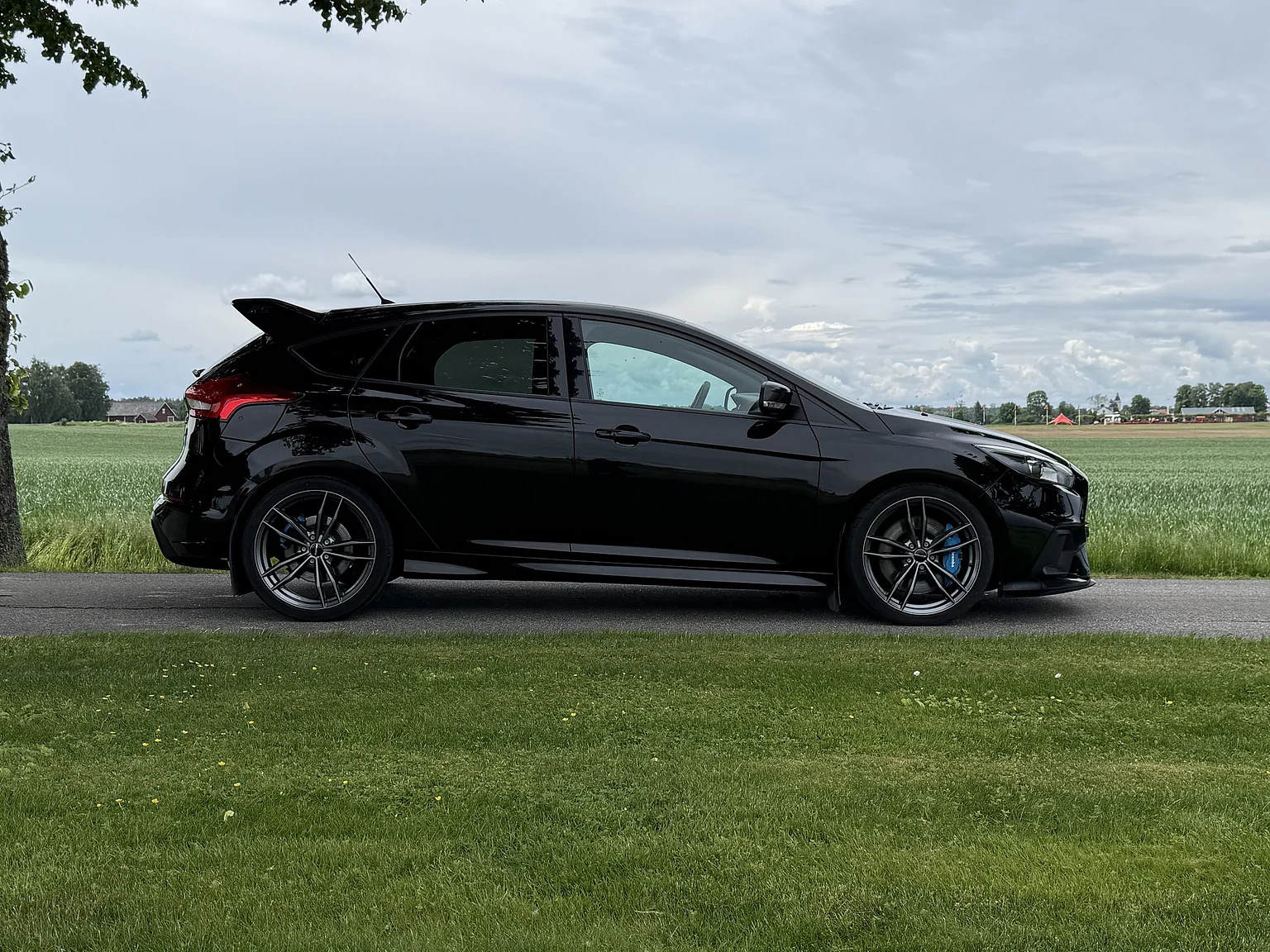 Aussenfoto 2016 Ford Focus RS (13)