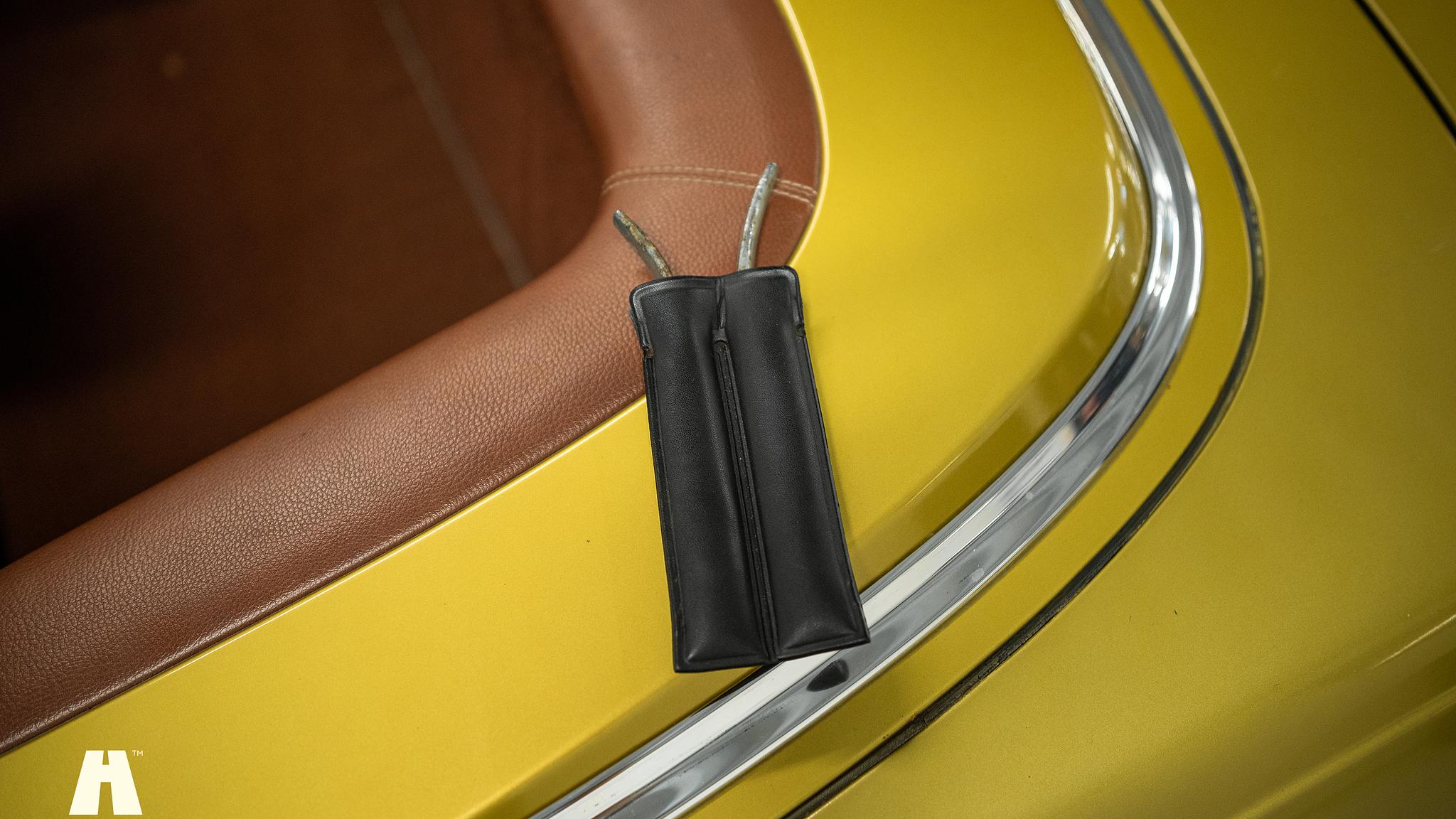 Exterior image of 1975 Mercedes SL 350