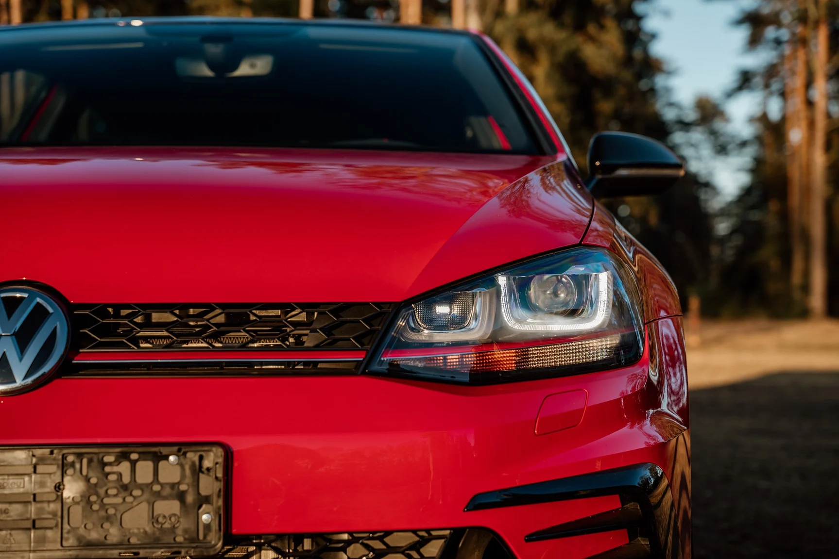 Exterior image of 2016 Volkswagen Golf GTi Clubsport S - no. 291/400 (19)
