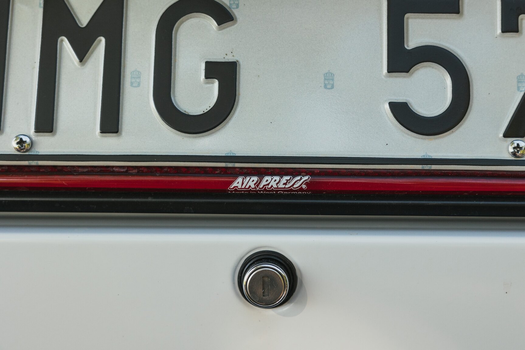 Aussenfoto 1987 Mercedes-Benz 230E (40)