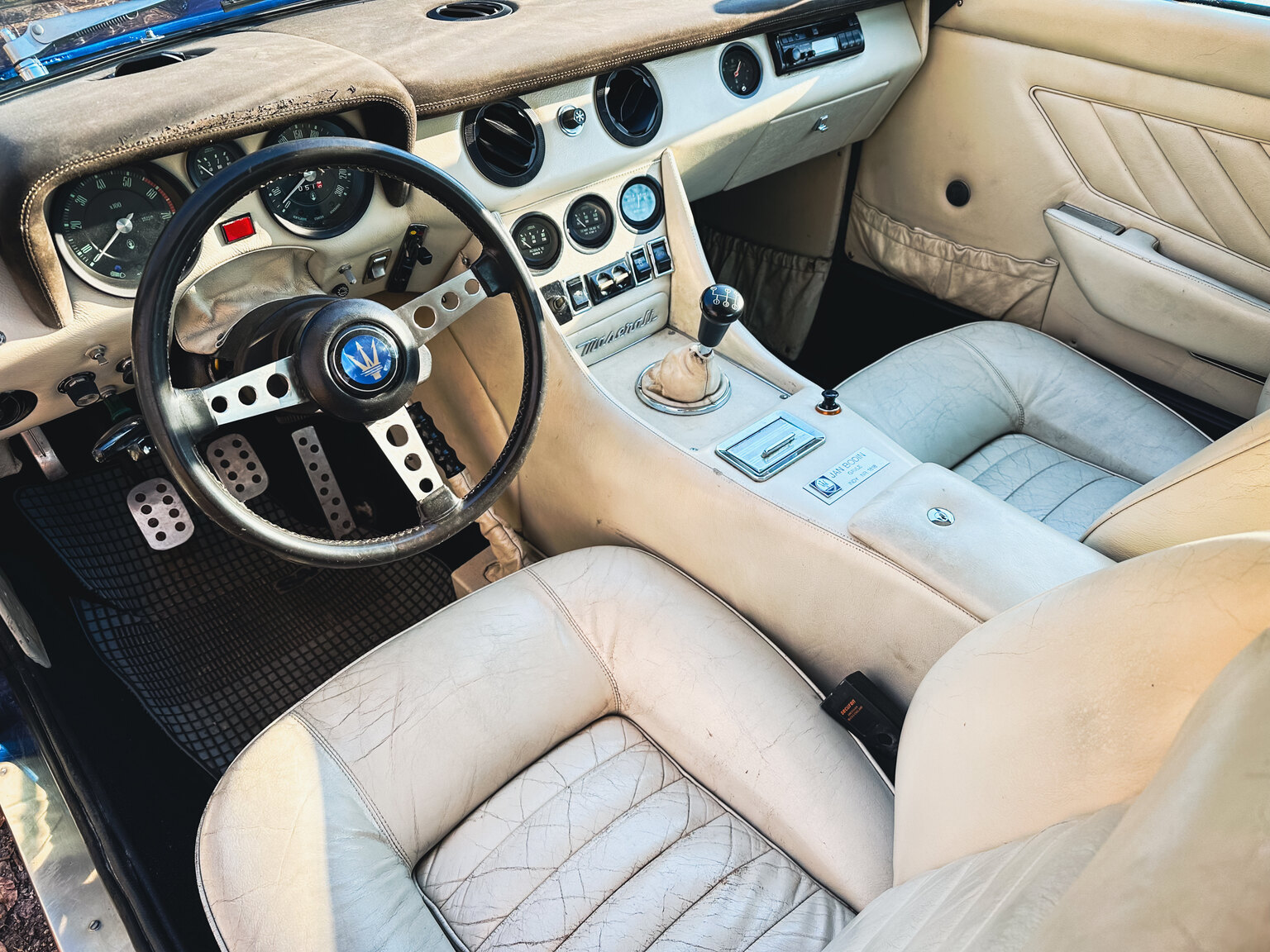 Interior image of 1973 Maserati Indy