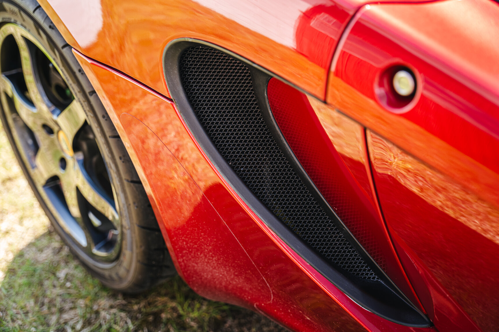 Exteriörbild på 2001 Lotus Elise 111