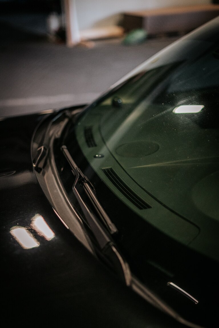 Exterior image of 2006 Chrysler 300C SRT-8 (43)