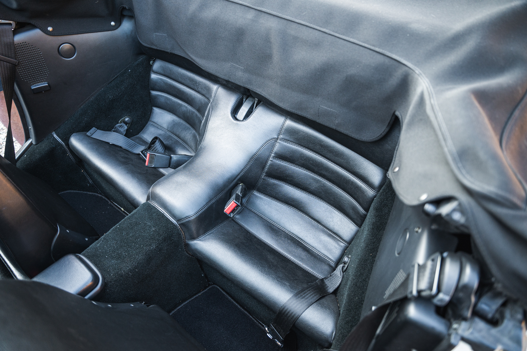 Innenraumfoto von 1991 Porsche 944 Turbo Cabriolet