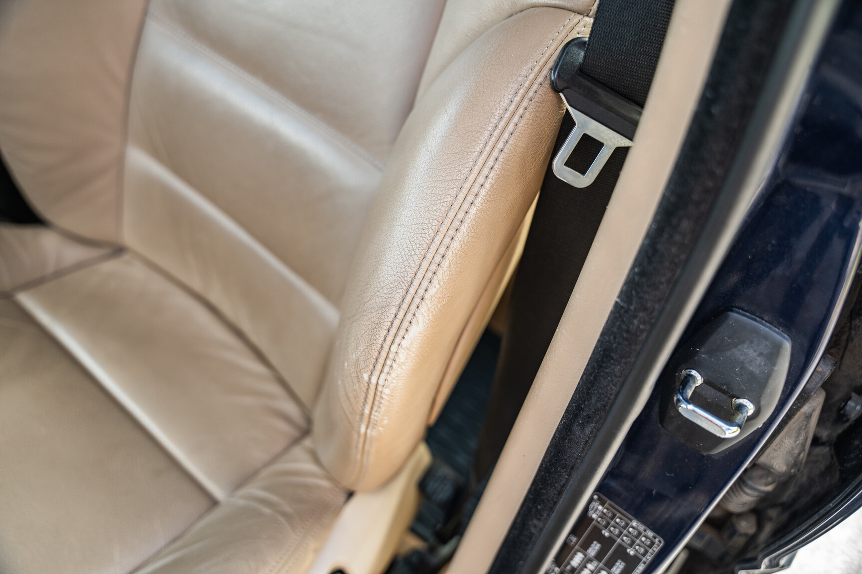 Innenraumfoto von 2003 BMW 320i Touring