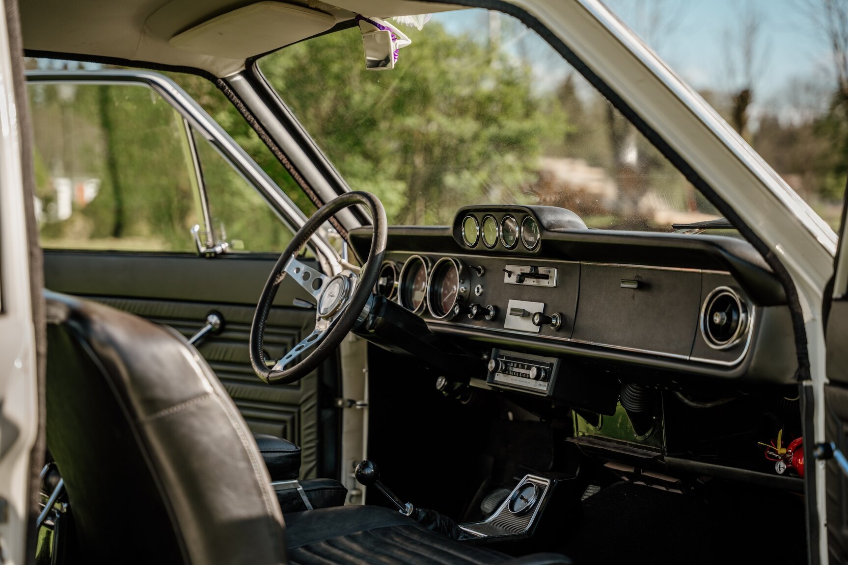 Interior image of 1968 Ford Cortina Lotus (1)