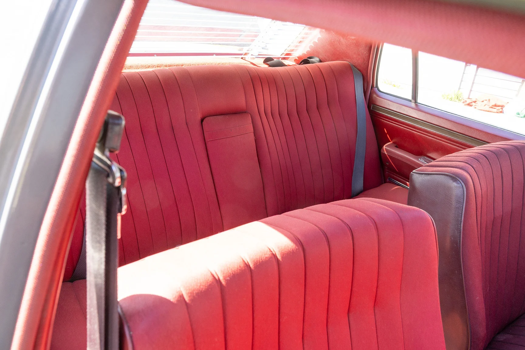 Interior image of 1970 Opel Admiral Admiral (130)