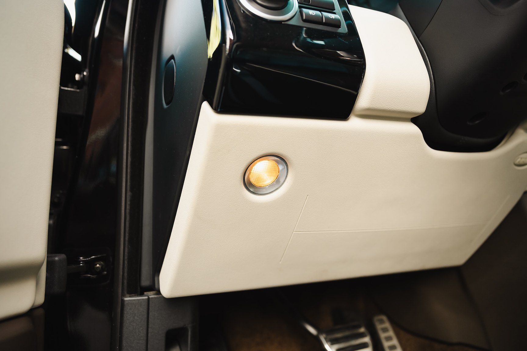 Interior image of 2012 Range Rover 4.4 TDV8 Westminster 