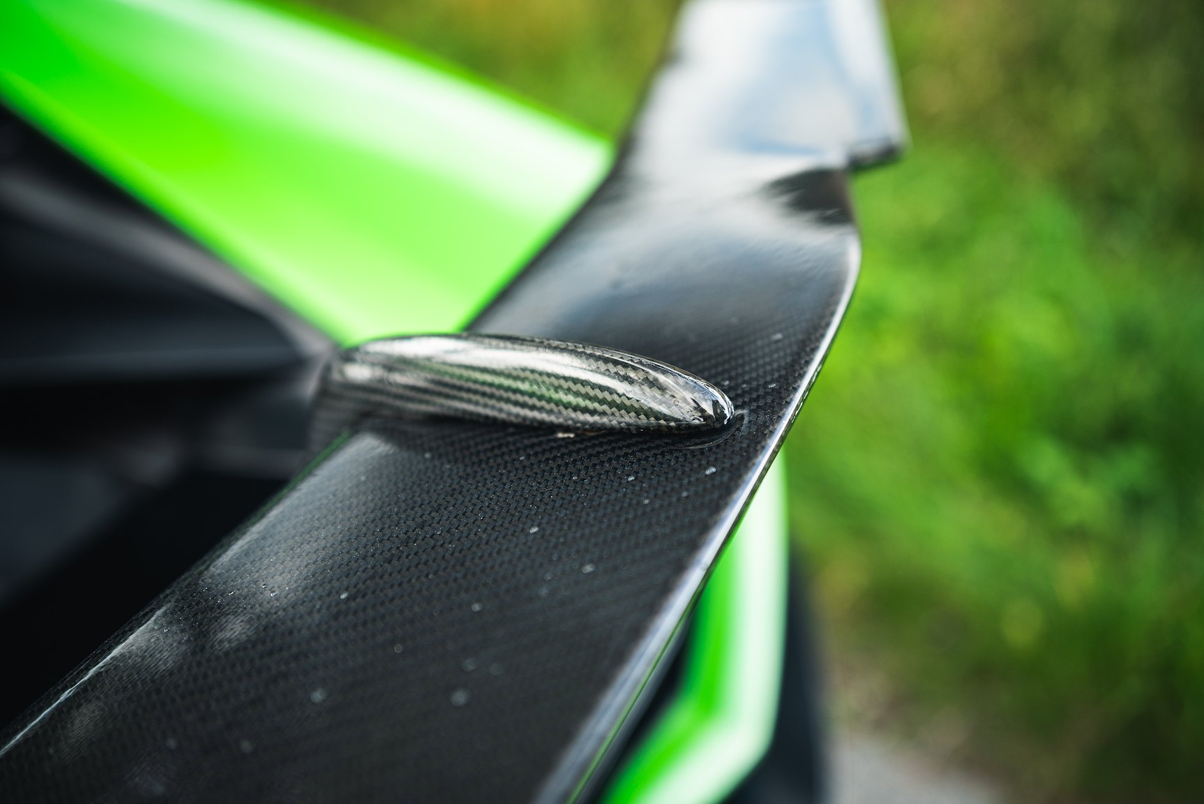 Exterior image of 2016 Lamborghini Huracan LP-610-4