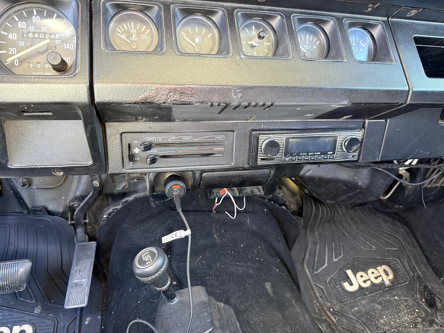 Aussenfoto 1990 Jeep Wrangler Islander (84)