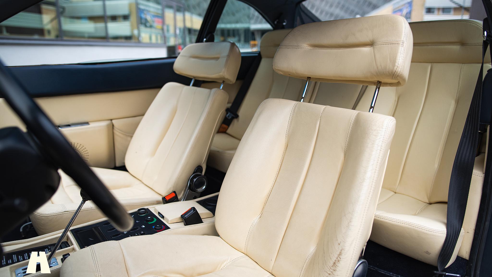 Interior image of 1985 Ferrari Mondial Quattrovalvole Design by Pininfarina (5)