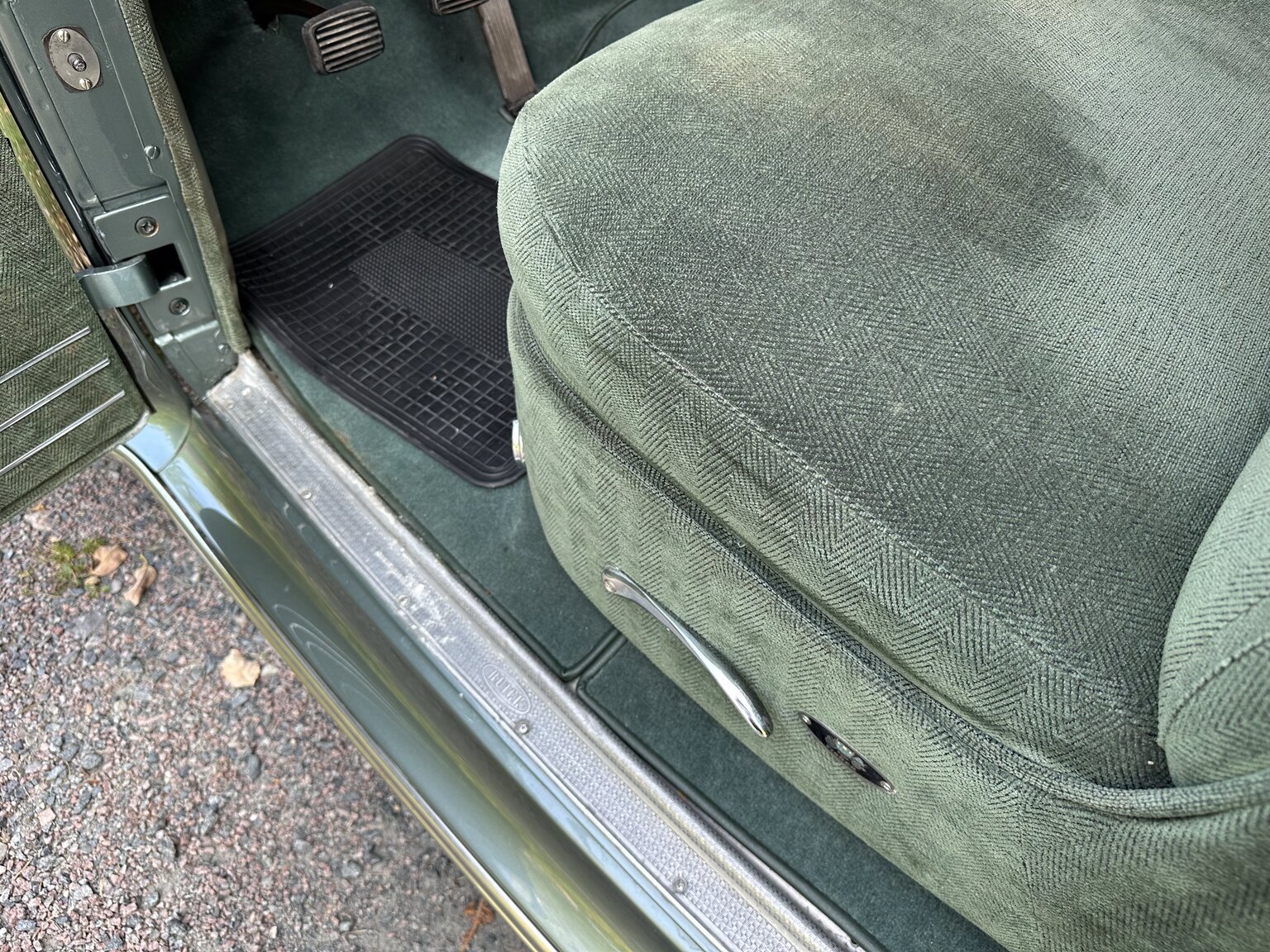 Interior image of Buick Sedan Special 8