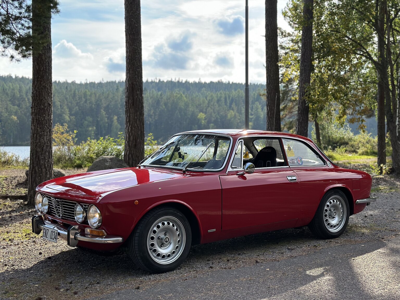 Exteriörbild på 1972 Alfa Romeo 2000 GTV Bertone Coupé